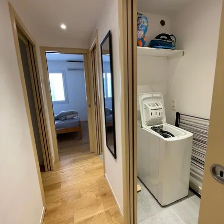 Plaisir Cotier Coeur De T3, Clim, 50m Appartamento Bandol